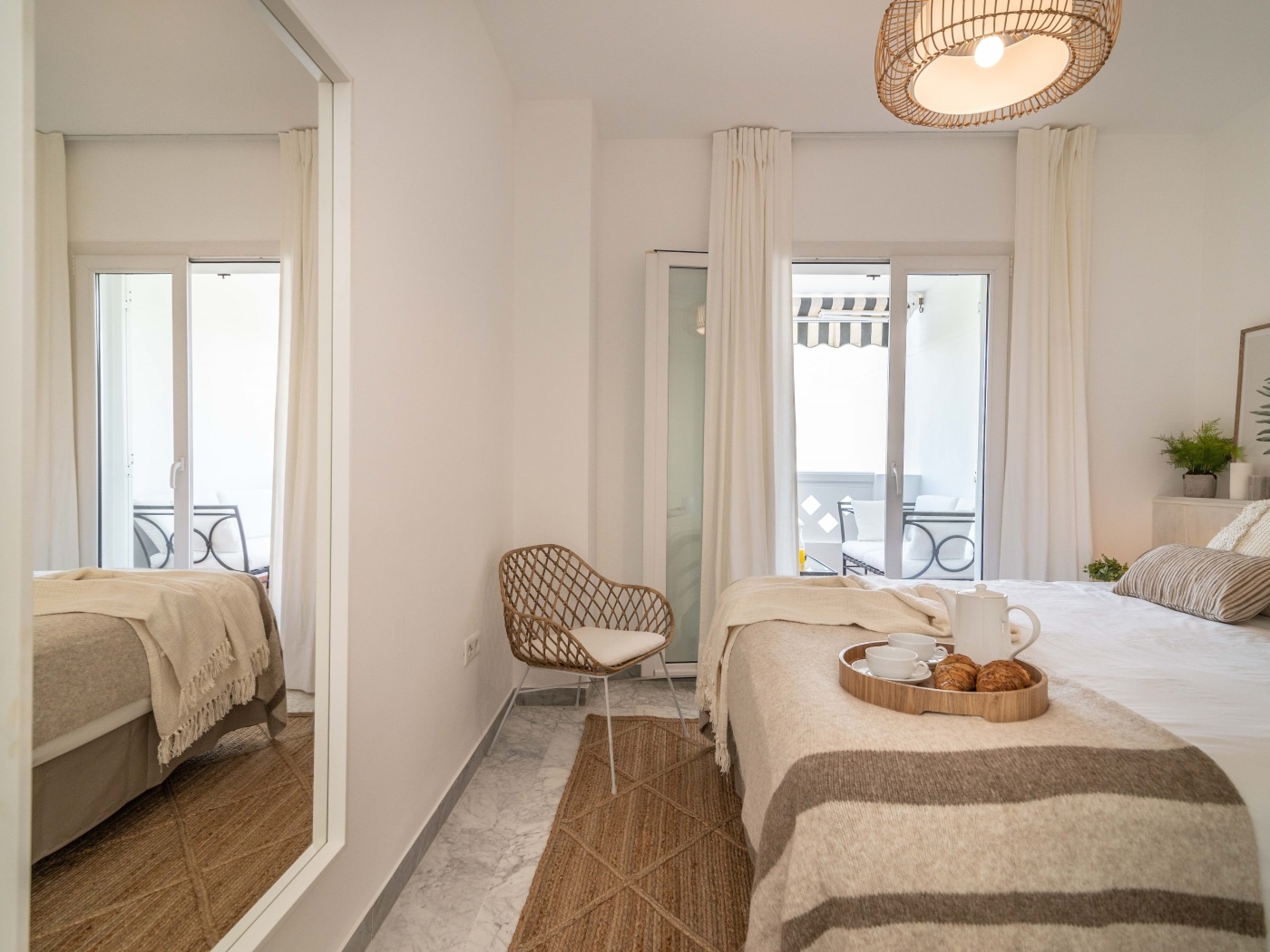 WHISPERING PALMS APARTMENT, Puerto Banús, Imagen 13