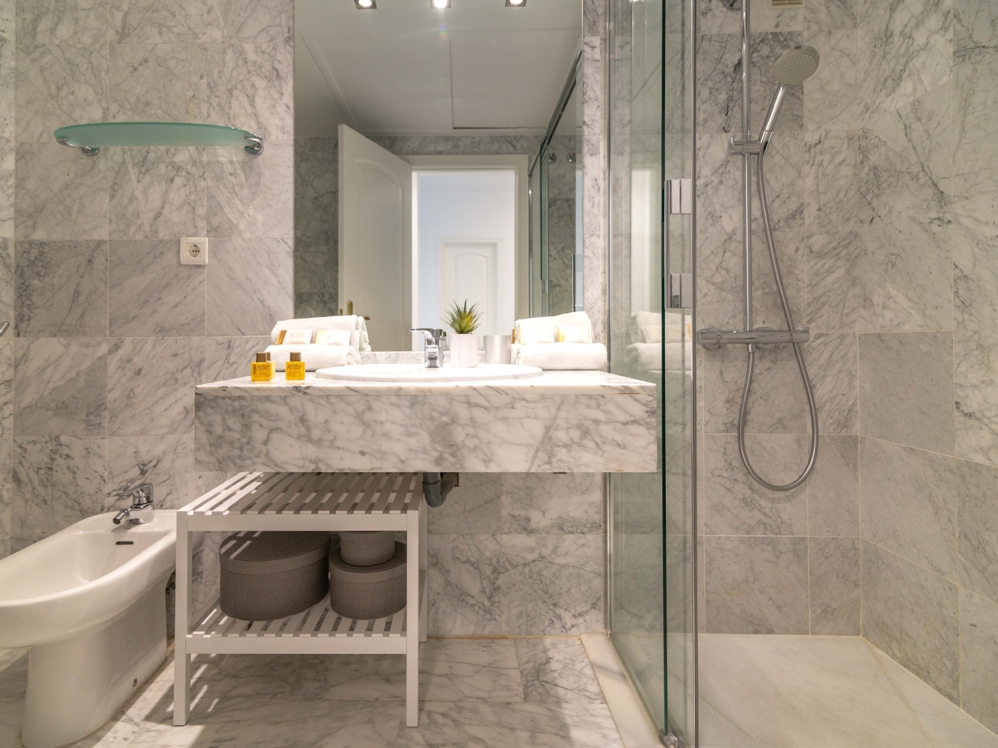 WHISPERING PALMS APARTMENT, Puerto Banús, Imagen 14