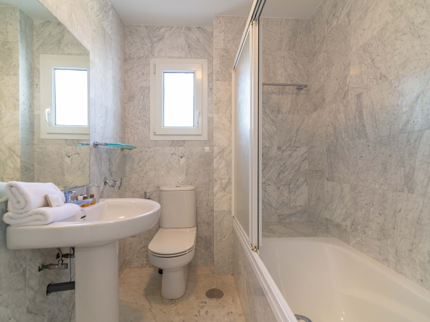 WHISPERING PALMS APARTMENT, Puerto Banús, Imagen 20