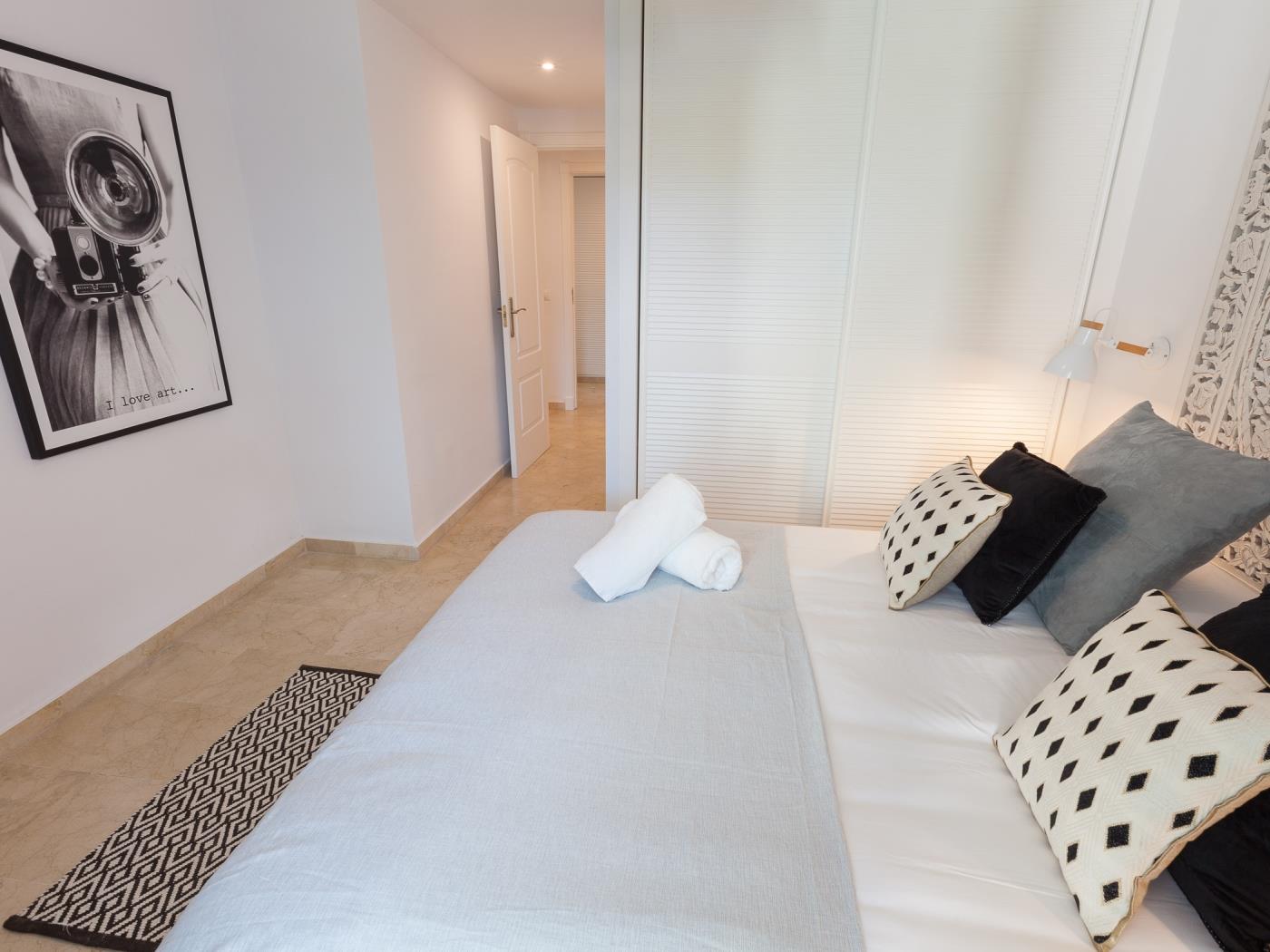 CONTEMPORARY CENTRAL APARTMENT, Puerto Banús, Imagen 20