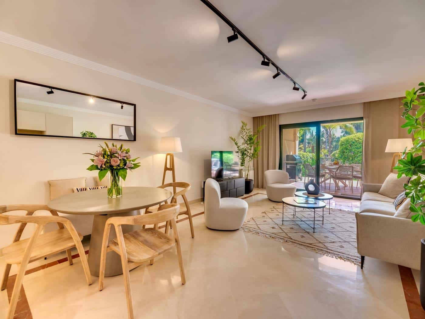 EL PALMERAL BRAND NEW APT, Nueva Andalucia, Imagen 1